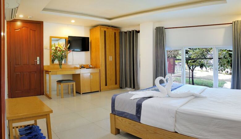 You And Me Hotel