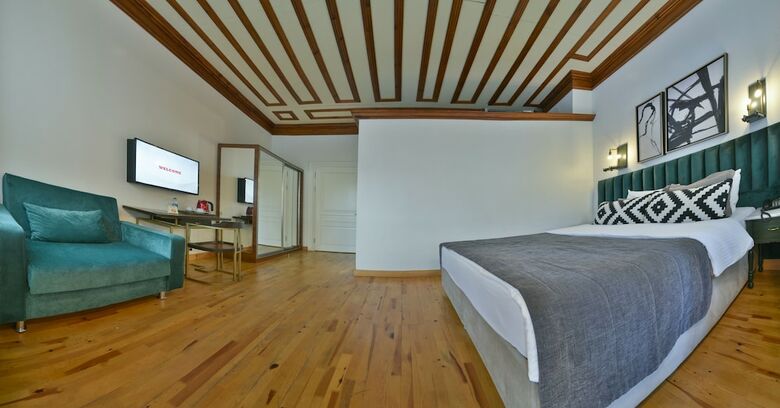 Istanbul Life Hotel - Adults Only