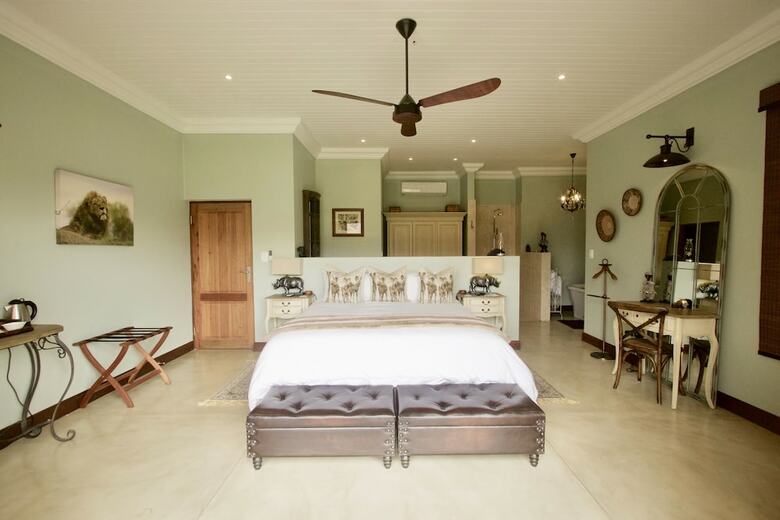 Posada Kambaku River Lodge