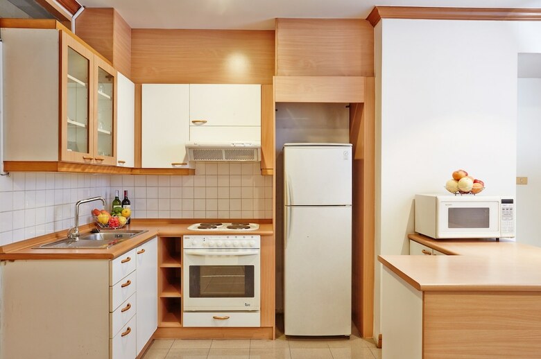 Riverine Place Hotel And Residence