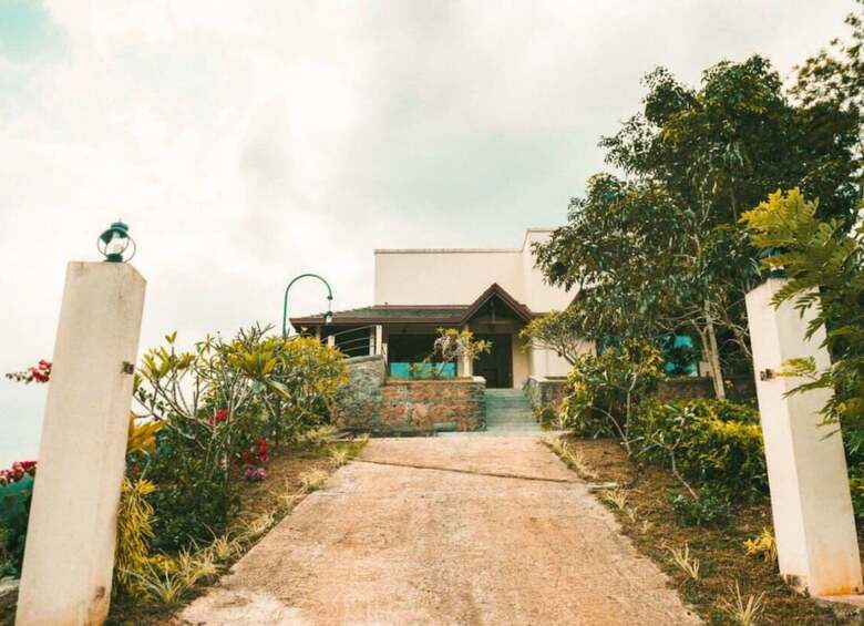 Aqua Dunhinda Villa