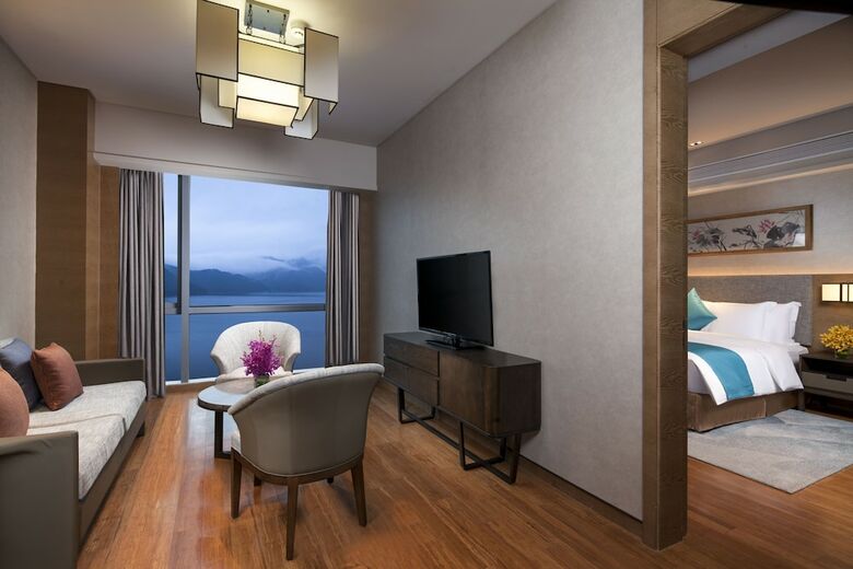 Hotel Crowne Plaza Hangzhou Thousand Island Lake