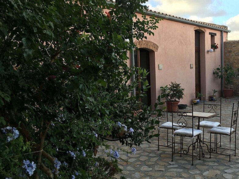 Agroturismo Agriturismo Case Tabarani