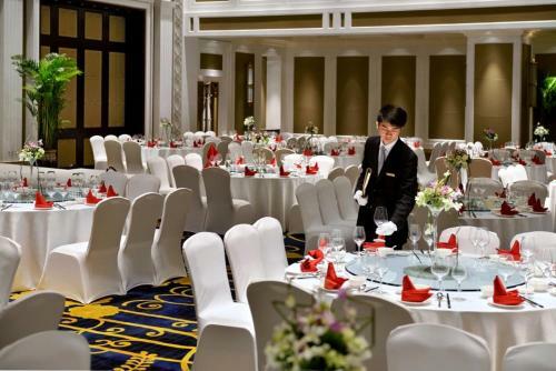 Renhe Spring Hotel