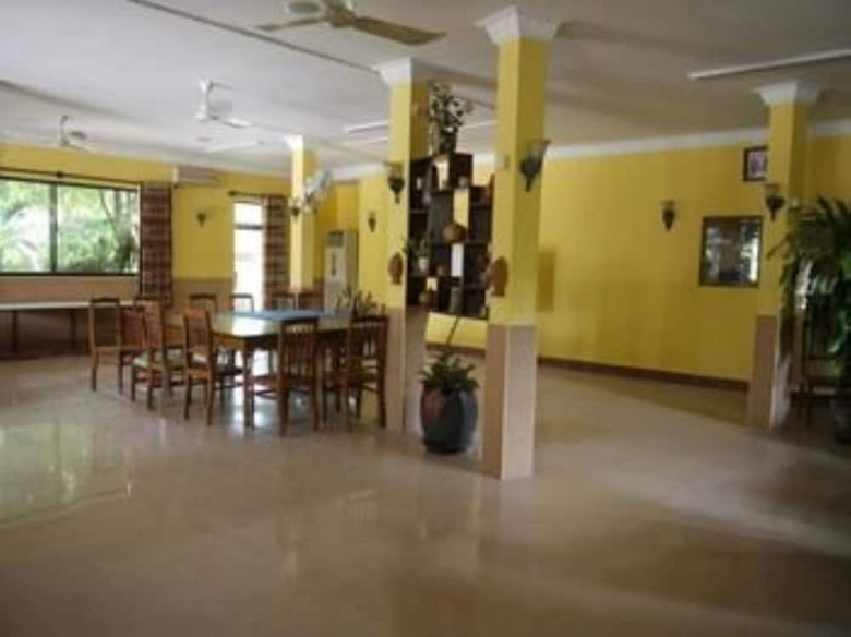 Hotel L'elephant Blanc Resort