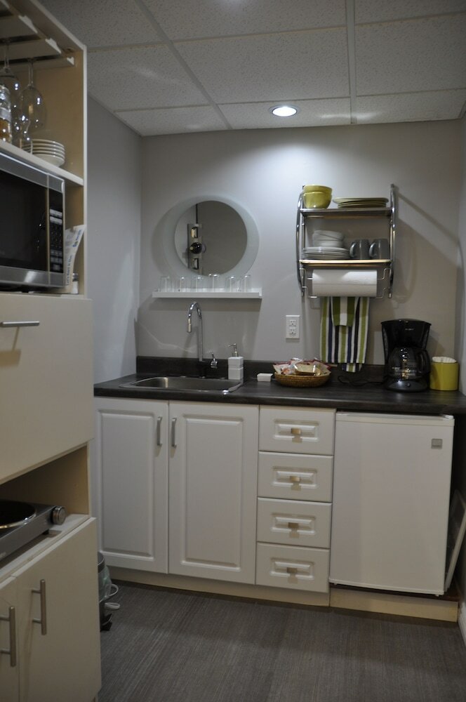 Apartamentos Moncton Suites - 13 Willard Road