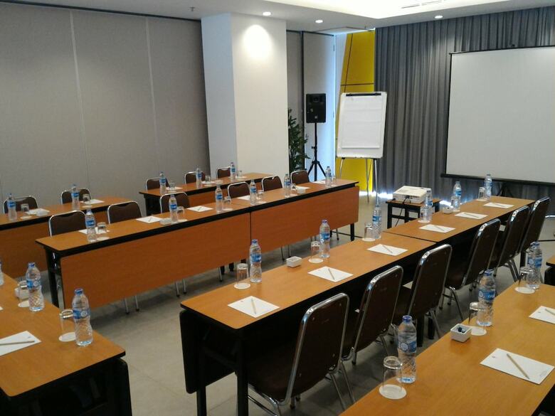 Amaris Hotel Pluit - Jakarta