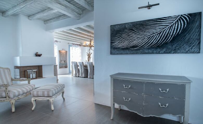 Aelia Paros Villas