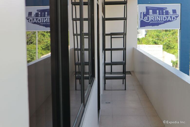 Hotel La Trinidad Pension House