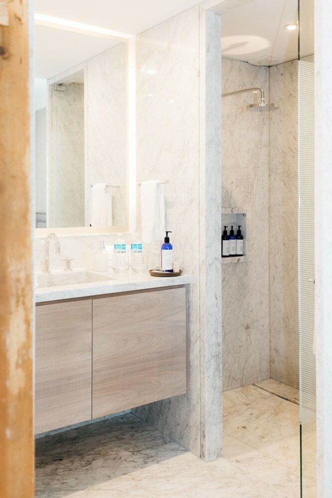 Nima Local House Hotel
