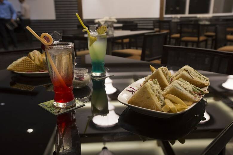 Hotel Eskay Resorts