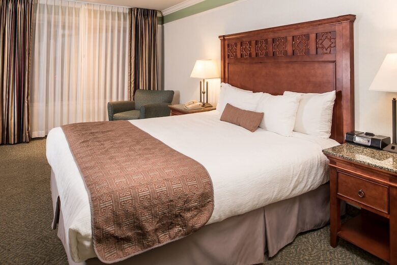Hotel Laurel Inn Motel