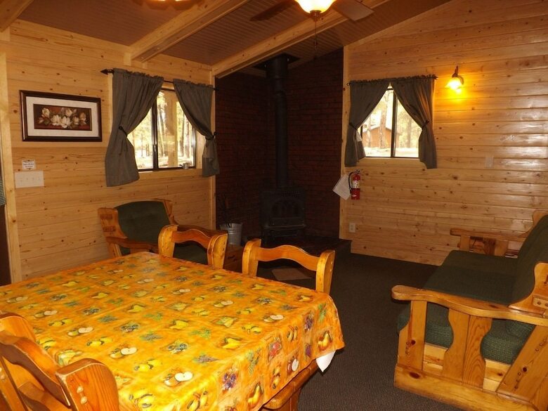 Arizona Mountain Inn And Cabins