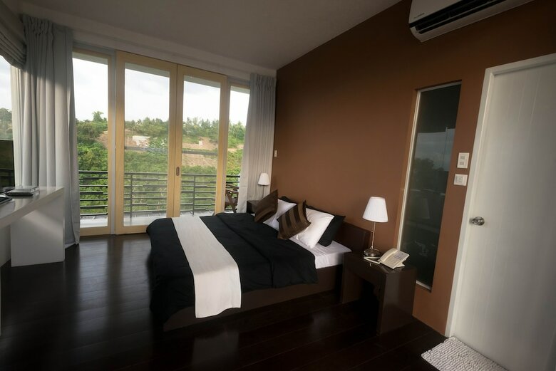 Hotel Ultra Winds Mountain Resort