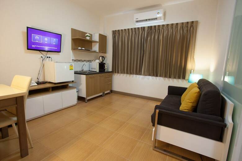 Apartamentos Orawan Suites