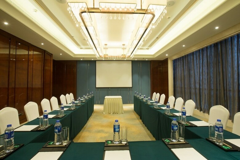 Hotel Golden Tulip Suzhou Residence