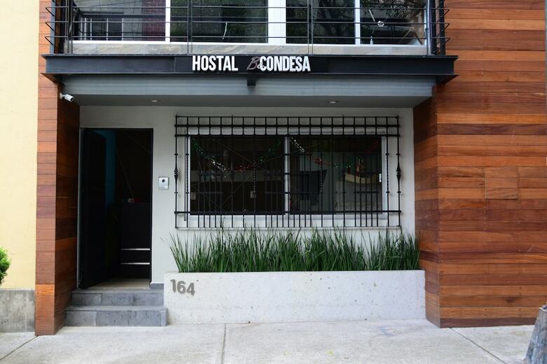 Hostal Be Condesa