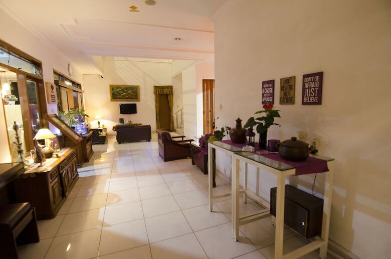 Hotel Fora Guest House Taman Lingkar