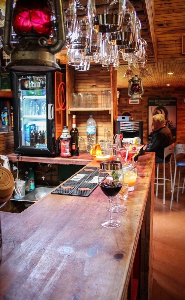 Los Vagones Caba�as Restaurante Bar