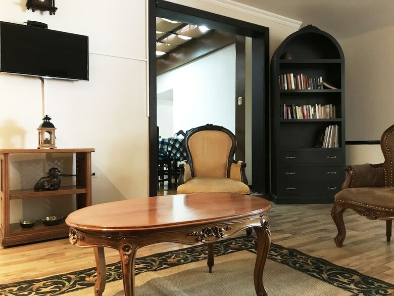 Hotel Muros Quito