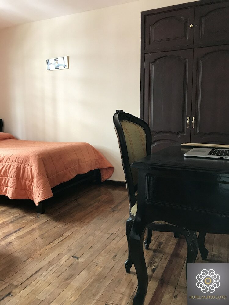 Hotel Muros Quito