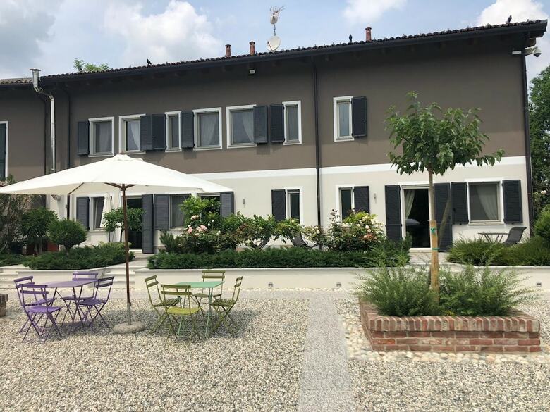 Hotel Cascina Castagneto