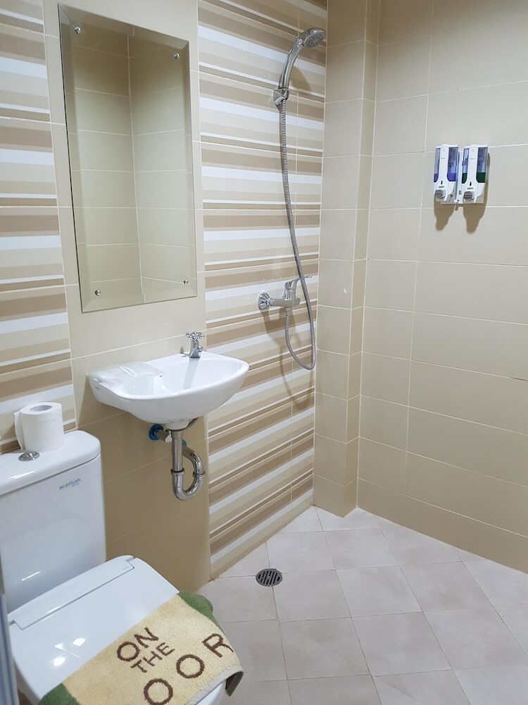 Ethan Hotel