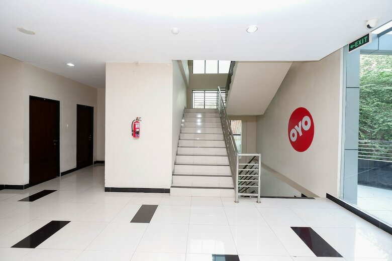 Capital O 1571 Utc Hotel Semarang