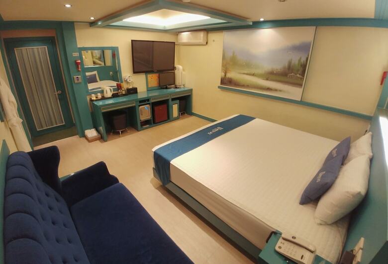 Hotel V1 Motel