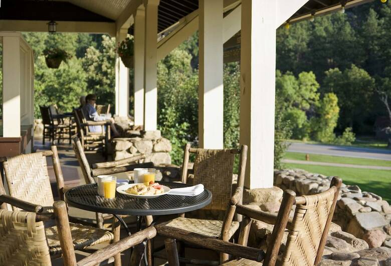 Apartamento State Game Lodge At Custer State Park Resort