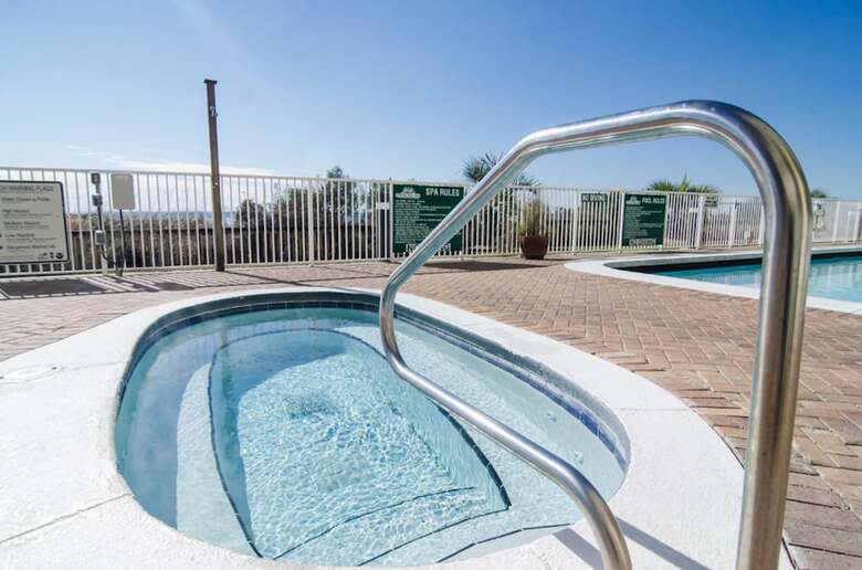 Twin Palms By Royal American Beach Getaways