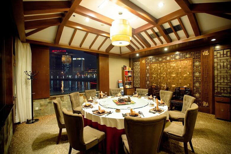 Yantai Golden Gulf Hotel