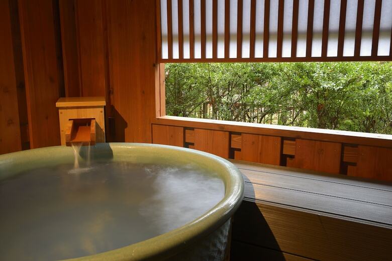 Hakone Morinoseseragi