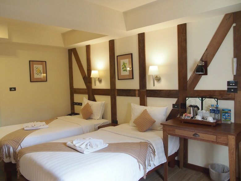 Le Charcoa Hotel