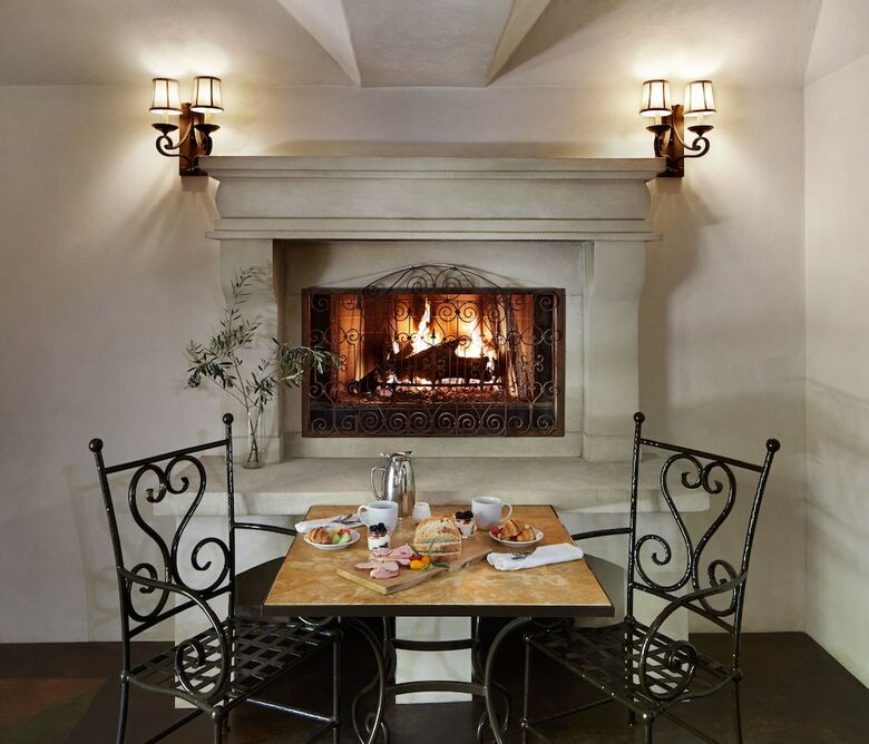 Hotel Kenwood Inn And Spa