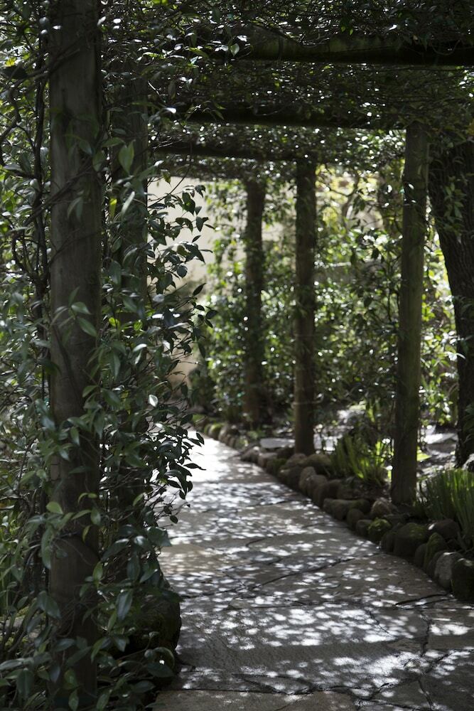 Hotel Kenwood Inn And Spa