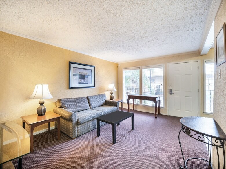 Oyo Hotel & Apartments Houston Galleria