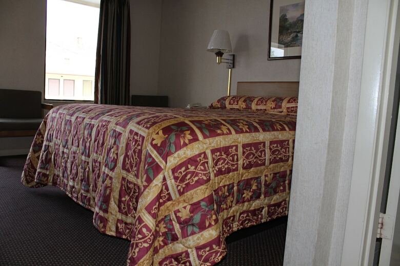 Motel Budget Host Inn Bristol