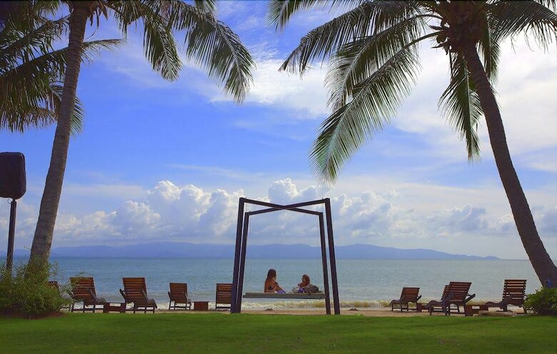 Hostal Infinity Beach Club