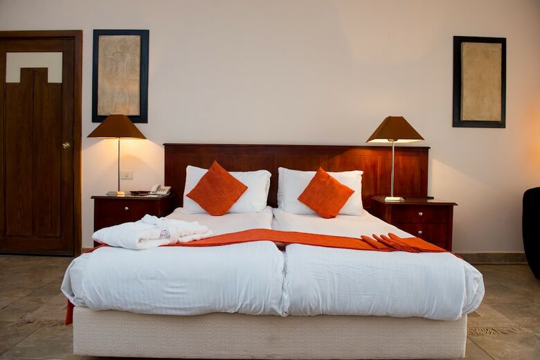 Hotel Swiss Inn Pyramids Golf Resort