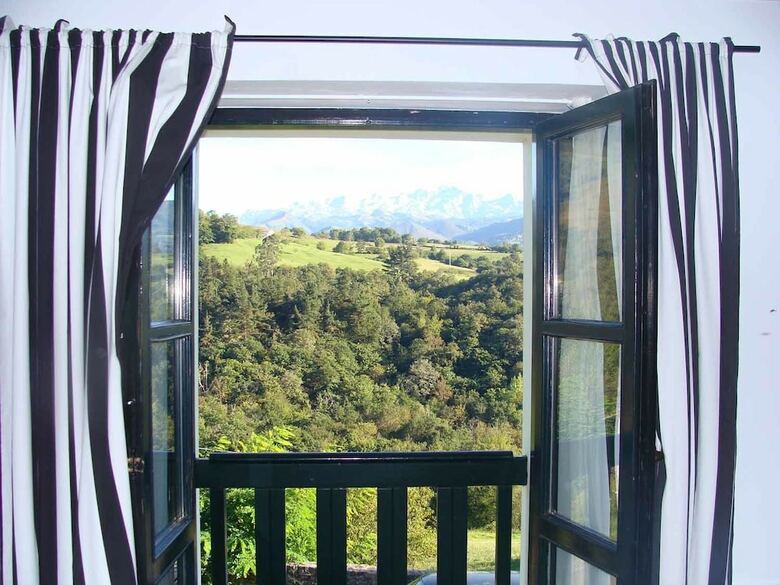 Hotel Rural Monta�as de Covadonga