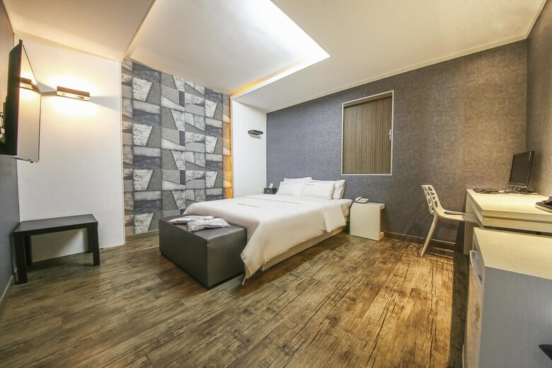 Richi Hotel