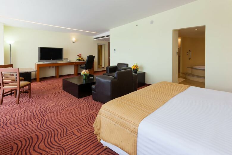 Hotel Holiday Inn Puebla Finsa