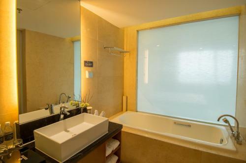Shenyang Rayfont Hotel