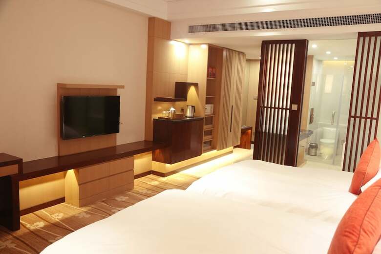 Hotel Narada Phoenix Valley Resort