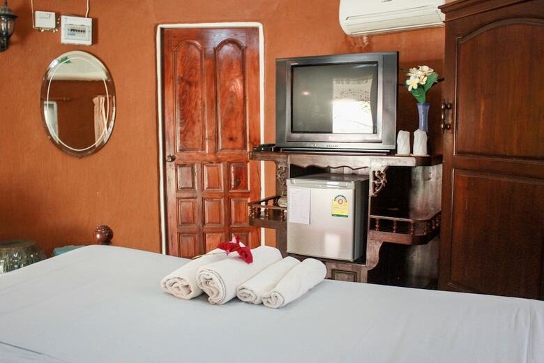 Hotel Baandin Huaiphung Resort