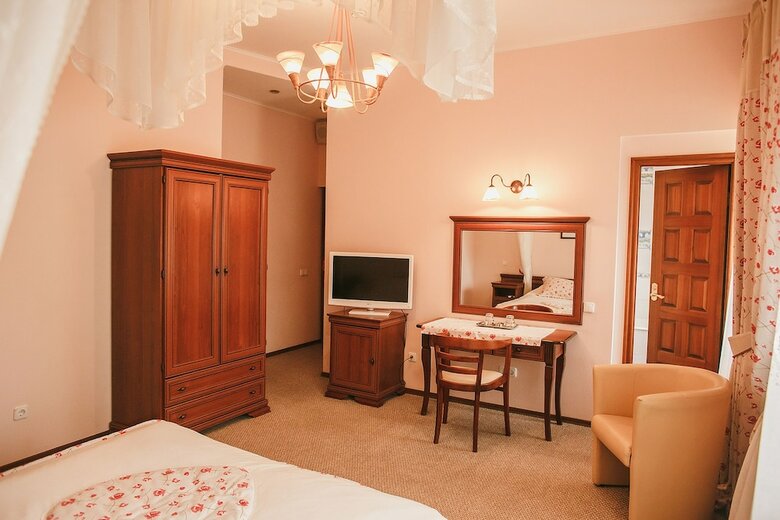 Hotel Shale