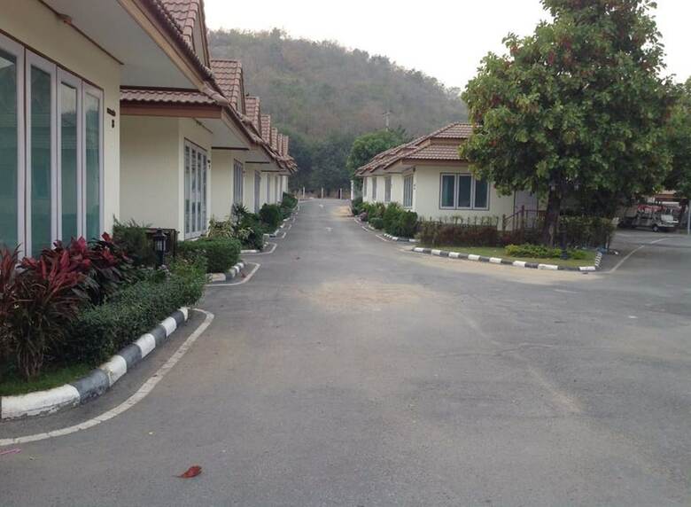 Hotel Baandara Resort Saraburi