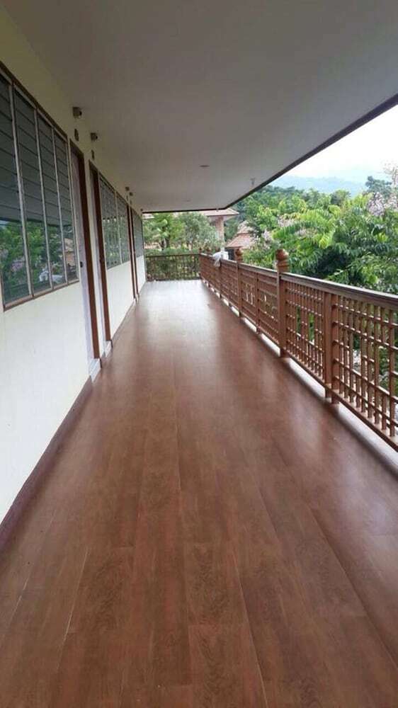 Hotel Baandara Resort Saraburi