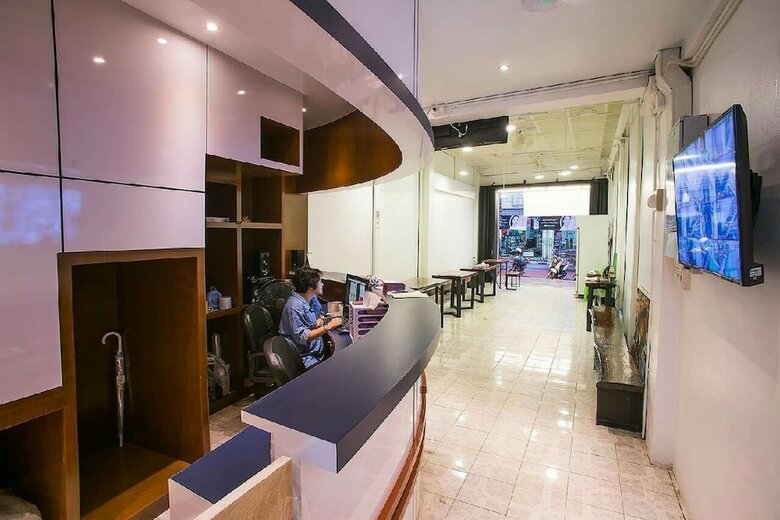 Hostal The Port Hostel By Suwatchai